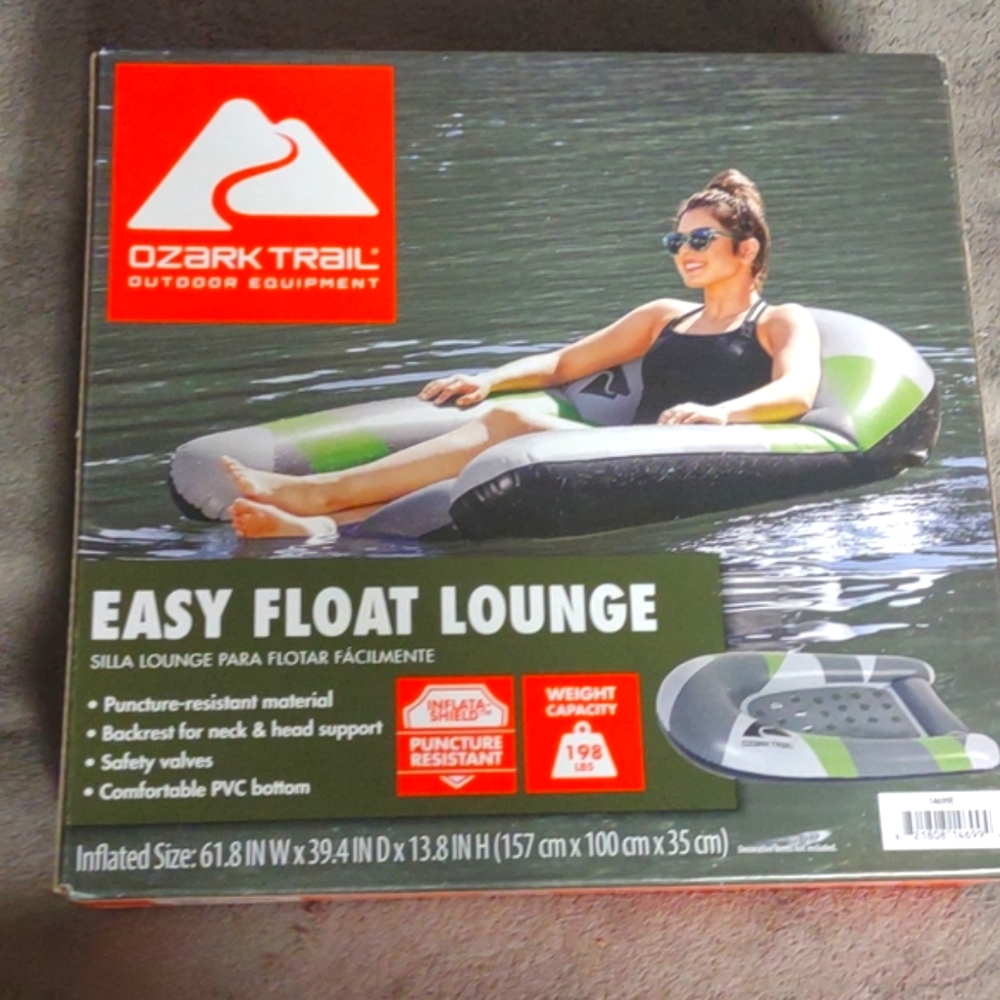 Ozark trail- Easy Float Lounge